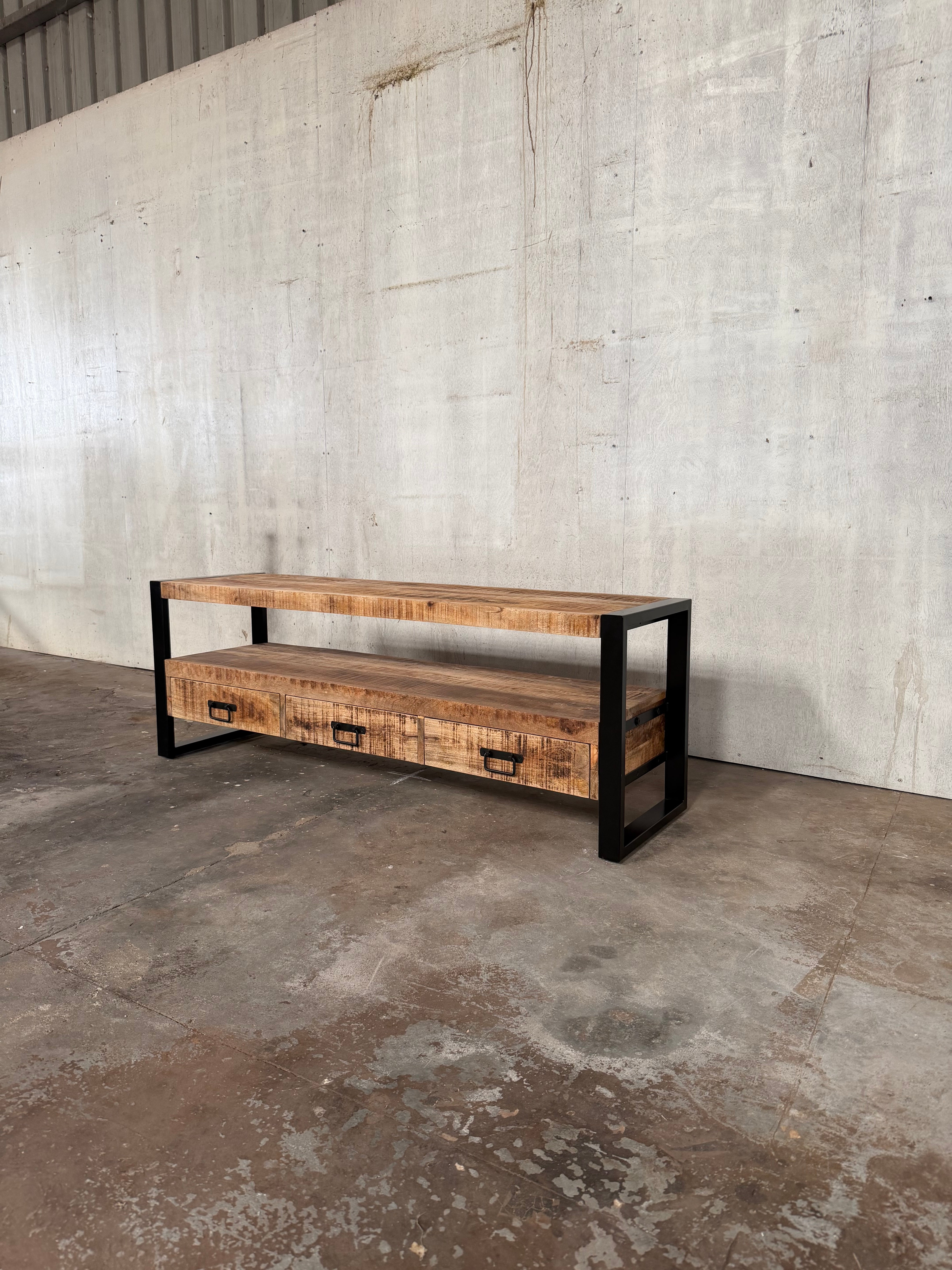 Marwar Loft TV Cabinet — 59″ (Lightwash)