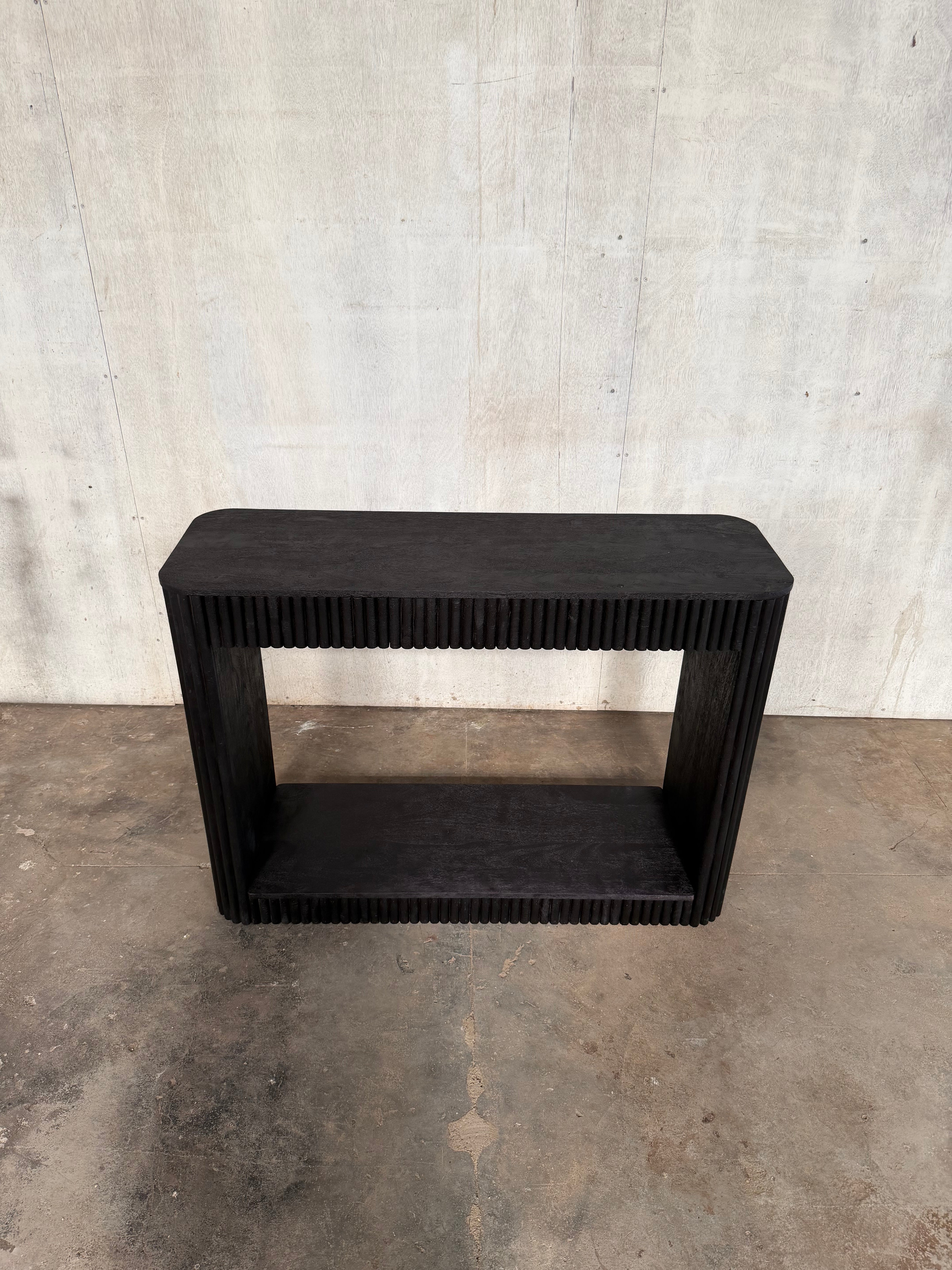 Stria Console Table — 43″ (Black Sand)