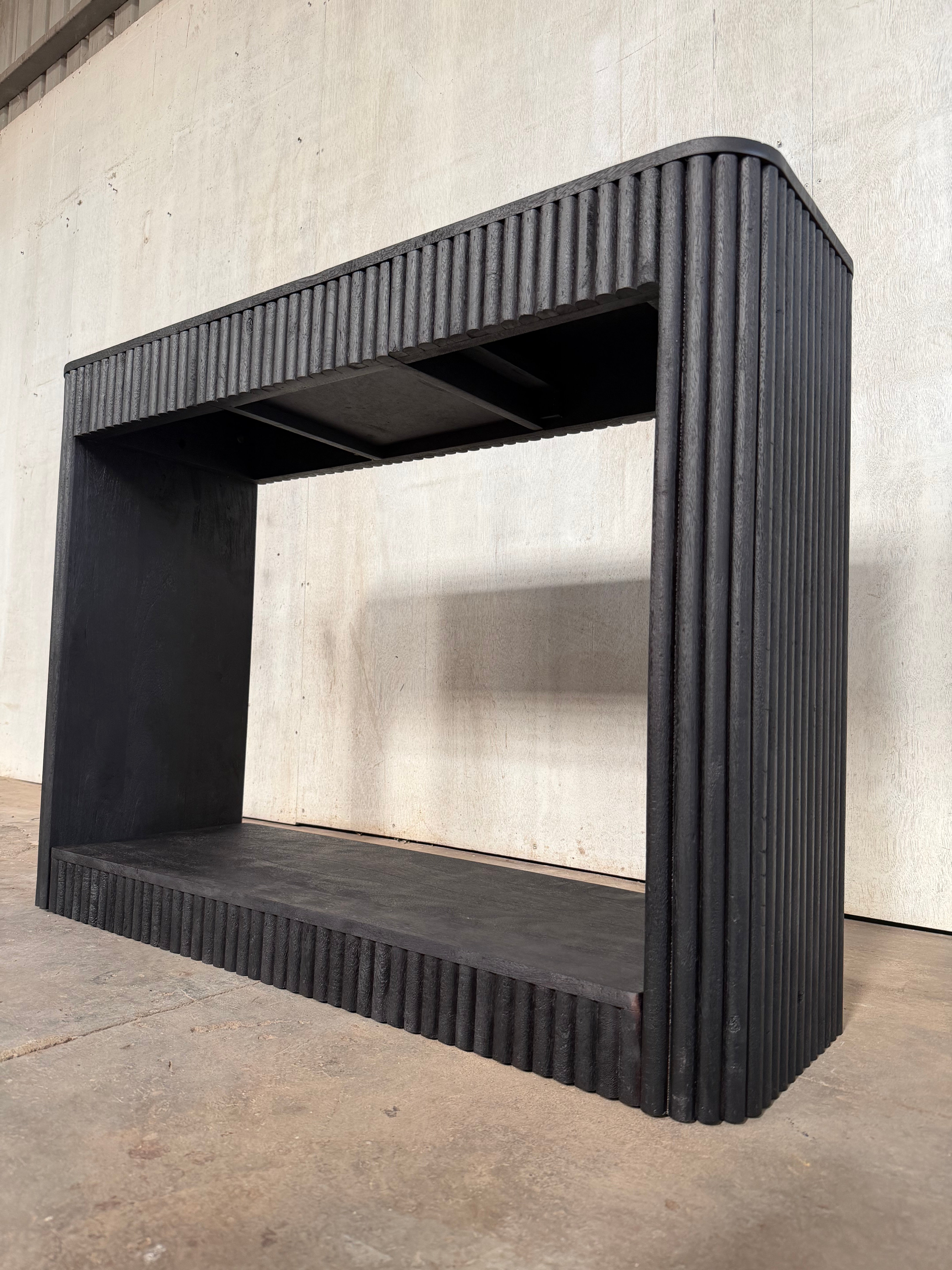 Stria Console Table — 43″ (Black Sand)
