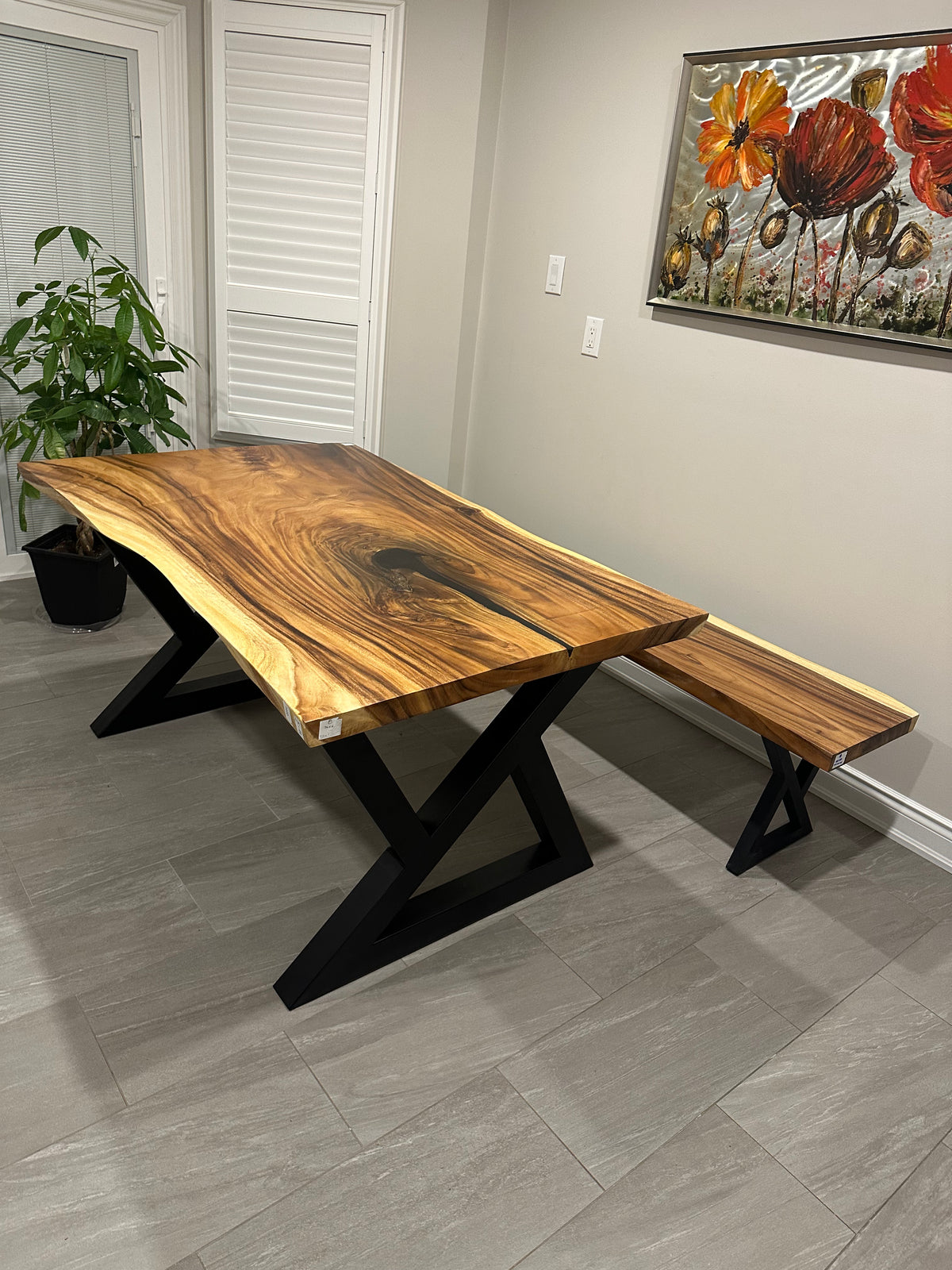 Modern Solid Wood Living Room