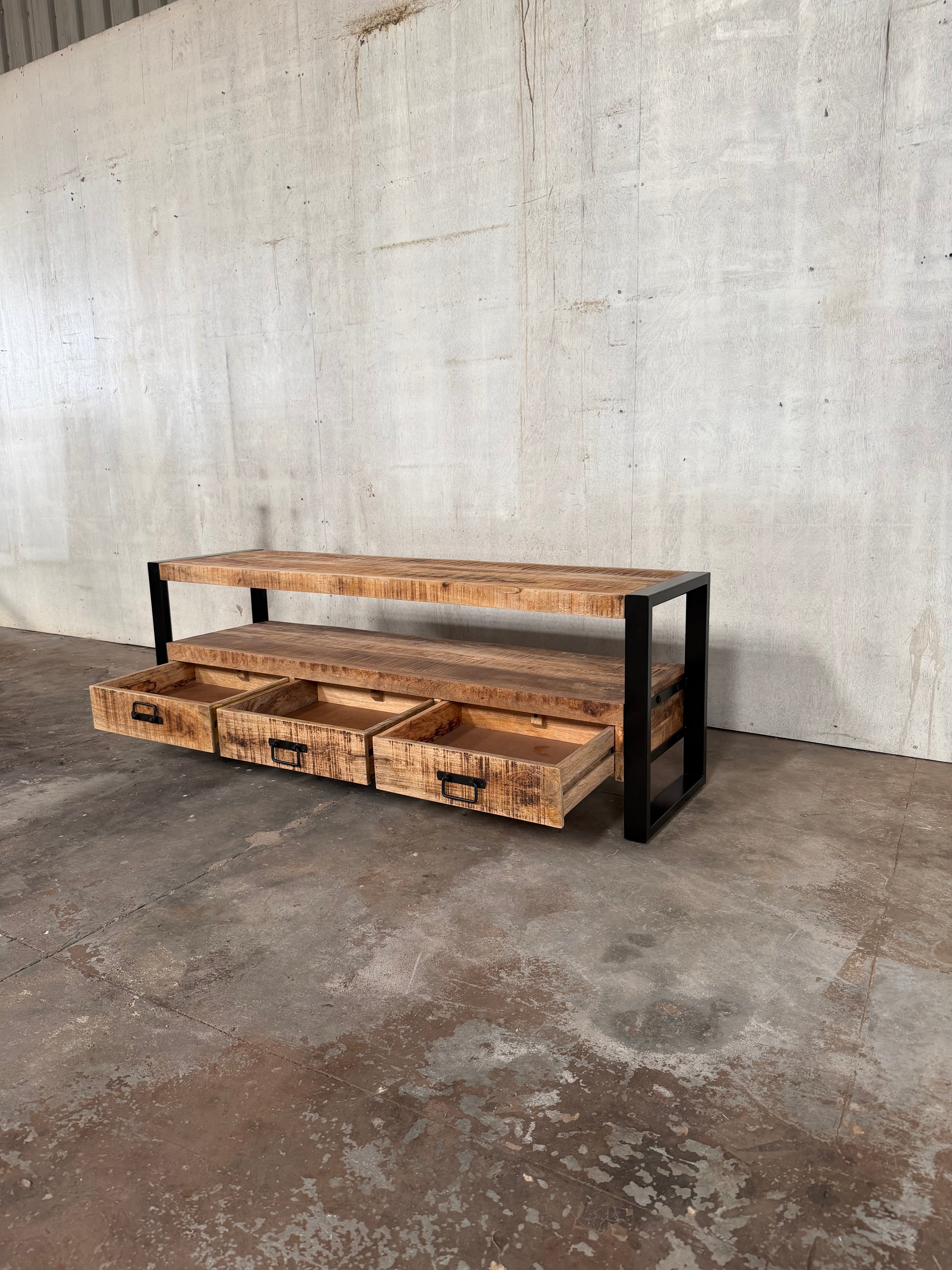 Marwar Loft TV Cabinet — 59″ (Lightwash)